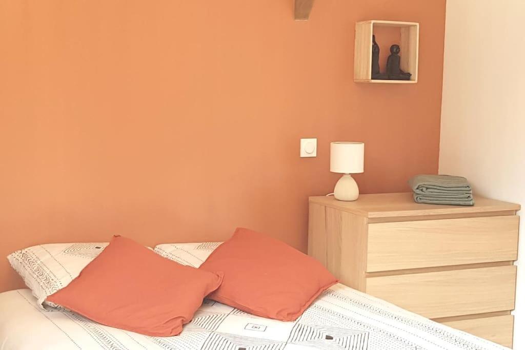 Studio cosy, centre historique Malestroit Apartamento Exterior foto
