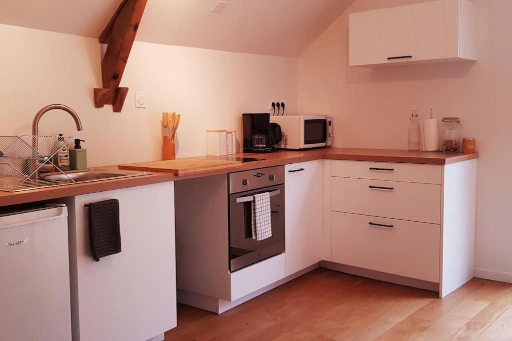 Studio cosy, centre historique Malestroit Apartamento Exterior foto